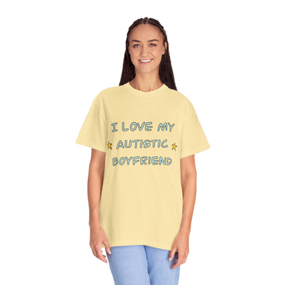 I Love My Autistic Boyfriend T-shirt